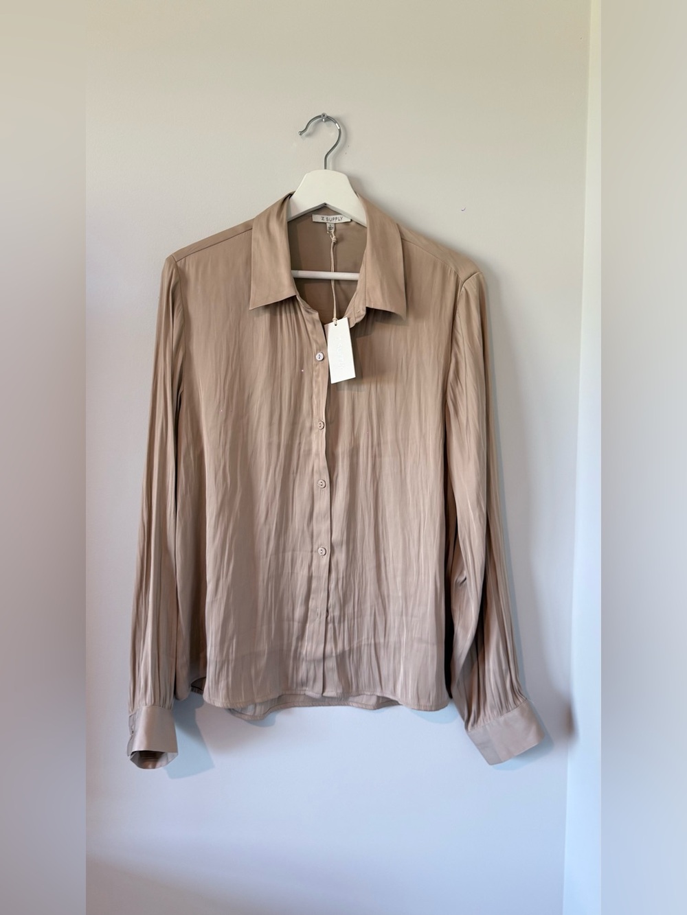 NWT Z SUPPLY BUTTON UP SHIRT BLOUSE Women L Beige Work Cocktail Casual Top